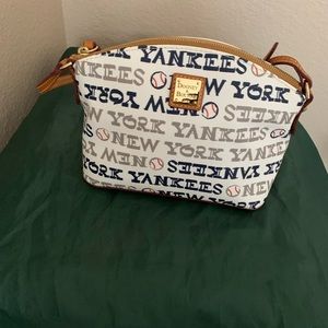 ❤️DOONEY & BOURKE ❤️